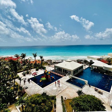 The Suites Of Solymar Cancun Bagian luar foto